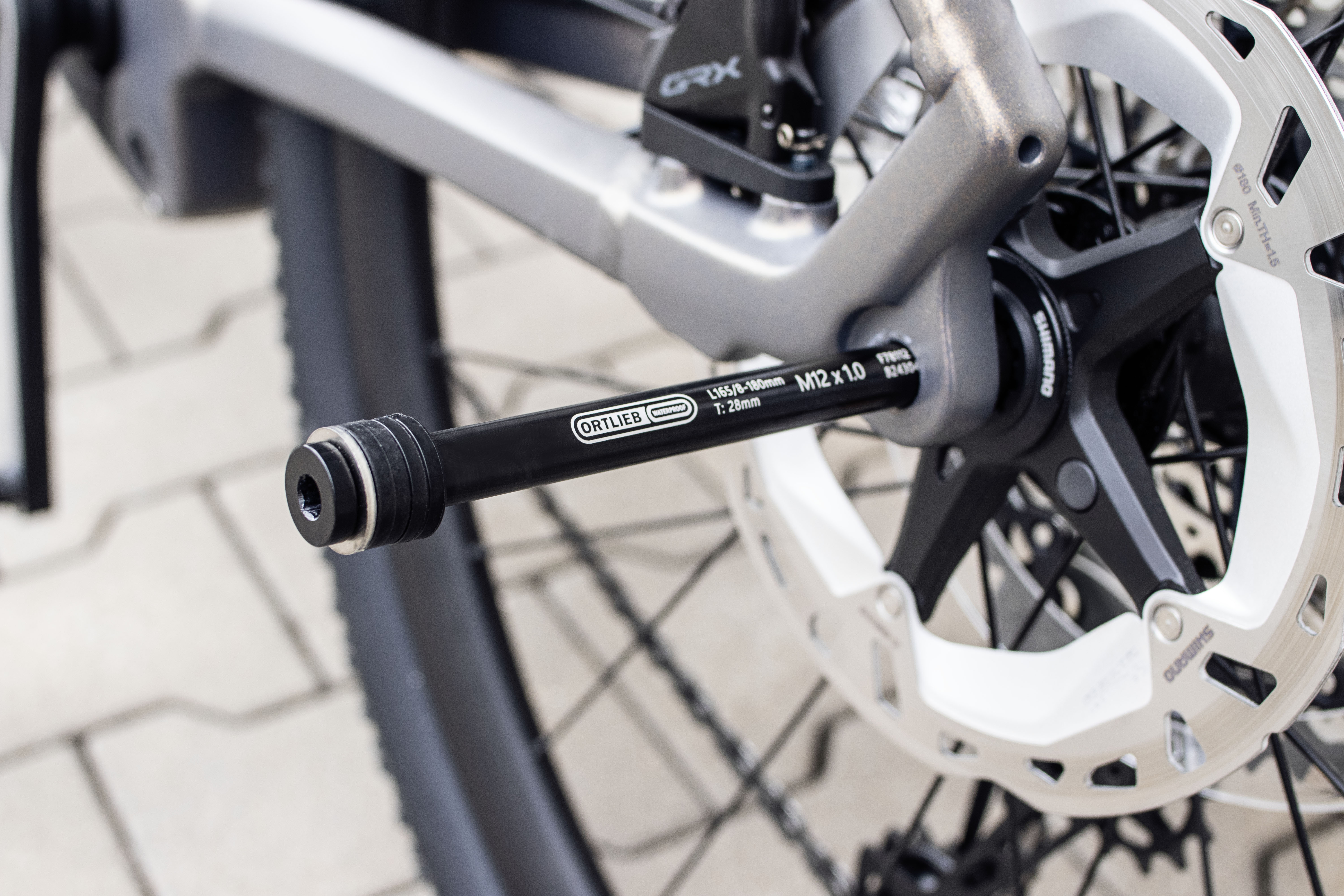 ORTLIEB Steckachse Thru Axle M6 Connector Gewinde