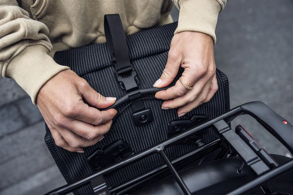 Ortlieb Back-Roller High-Vis QL3.1 black reflective 20l